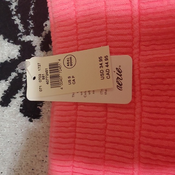 NWT Aerie short sleeve sweater with matching sweater skirt. - Picture 4 of 4